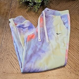 Tie dye Nike sweatpant Jogger size S new condition
